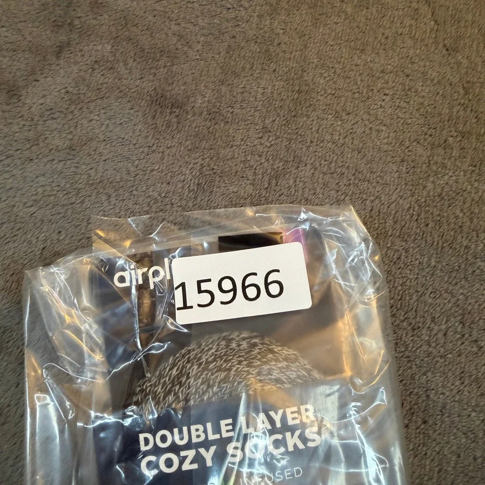 Airplus socks new