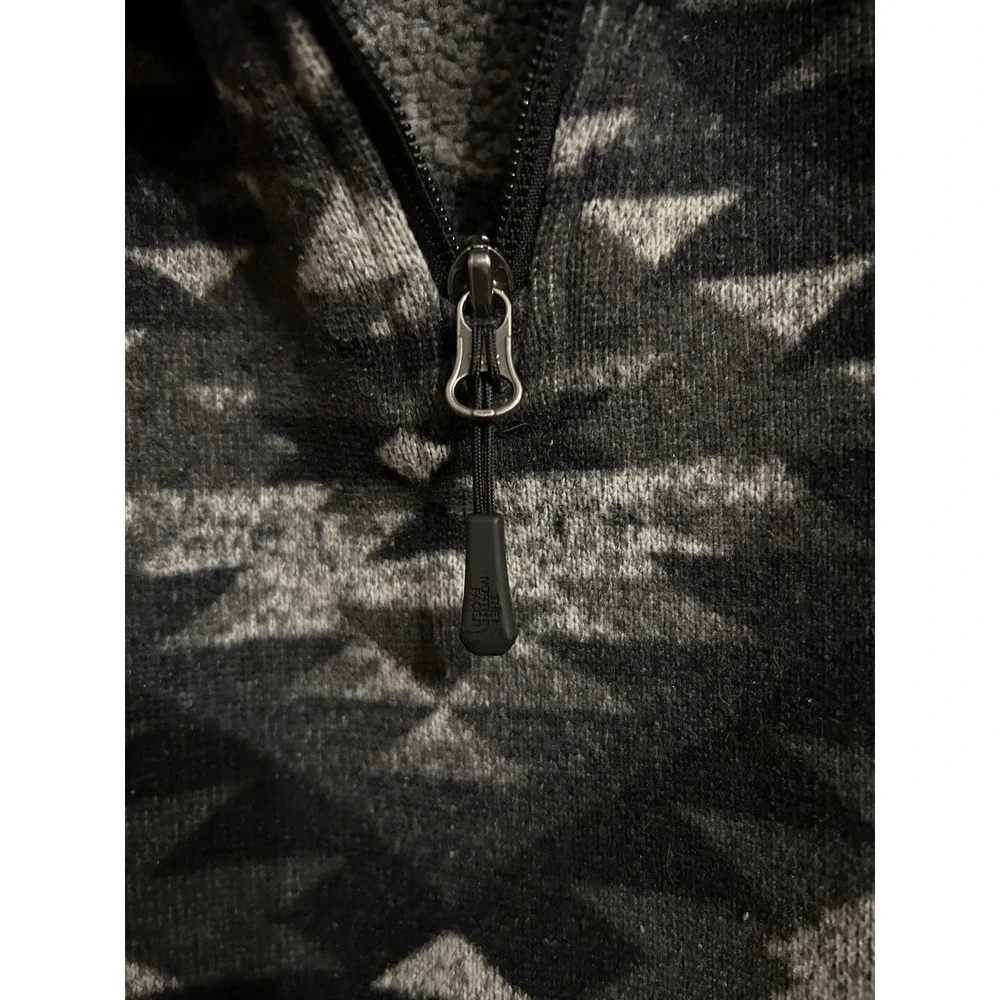 The North Face L Quarter Zip Fleece‎ Pullover Better Sweater Aztec Black Gray
