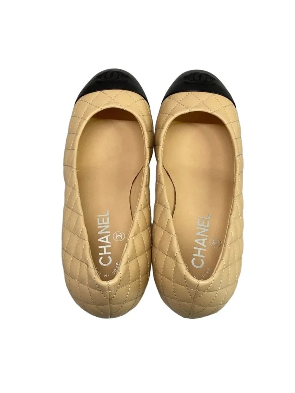 Chanel category pumps