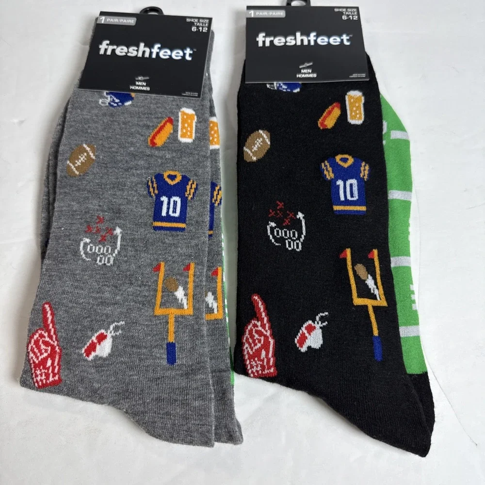 FreshFeet Football Theme Socks Adult Size 6-12 Set‎ Of Two Pairs