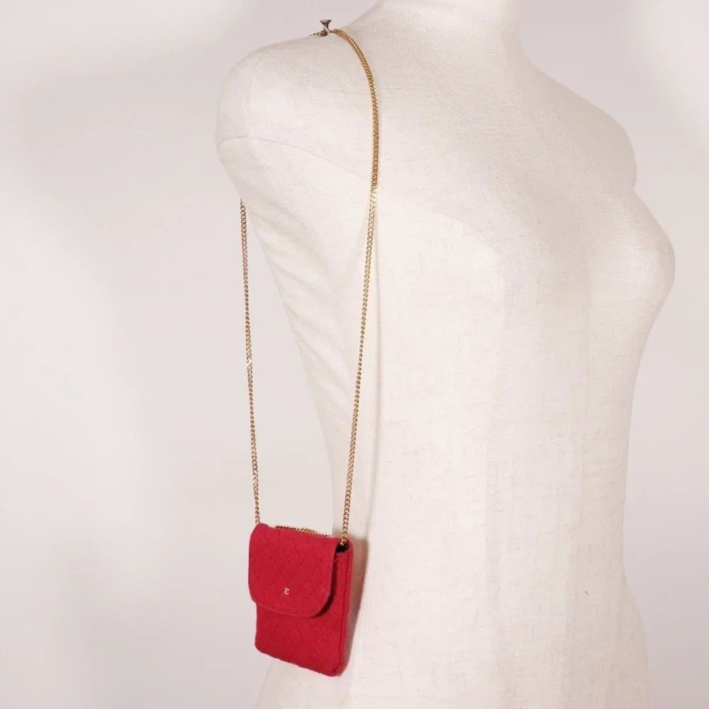CHANEL pink shoulder