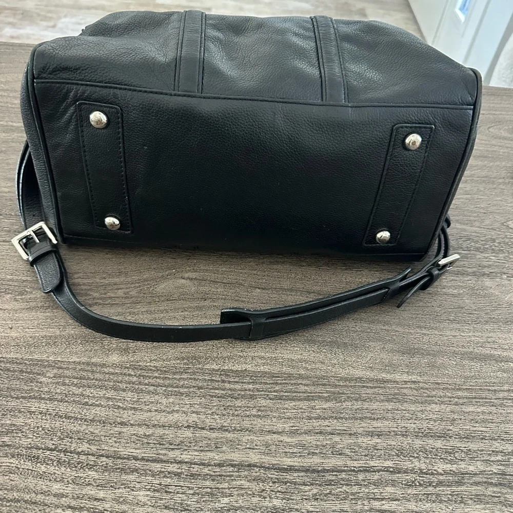 Charles Jourdan elegant black