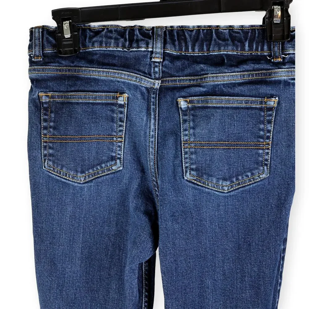 OshKosh Bgosh features occasion