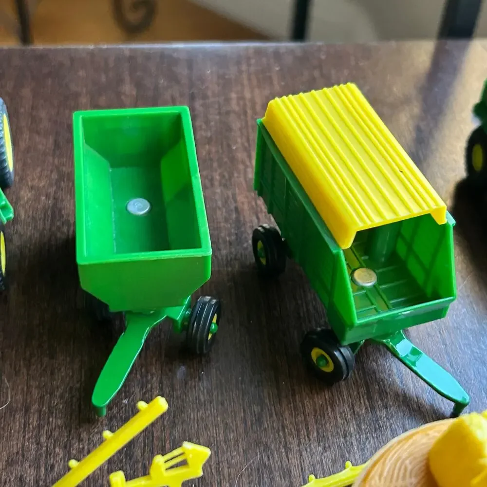 ERTL 30+ piece