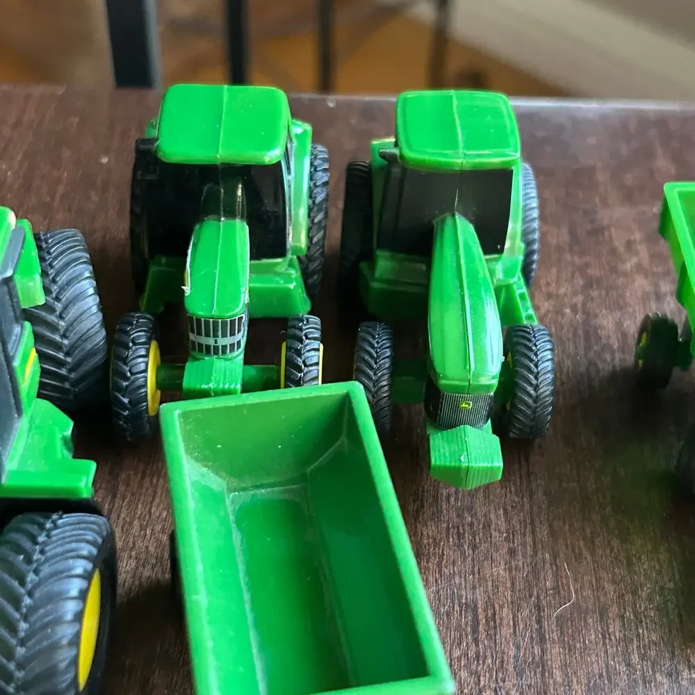 ERTL 30+ piece