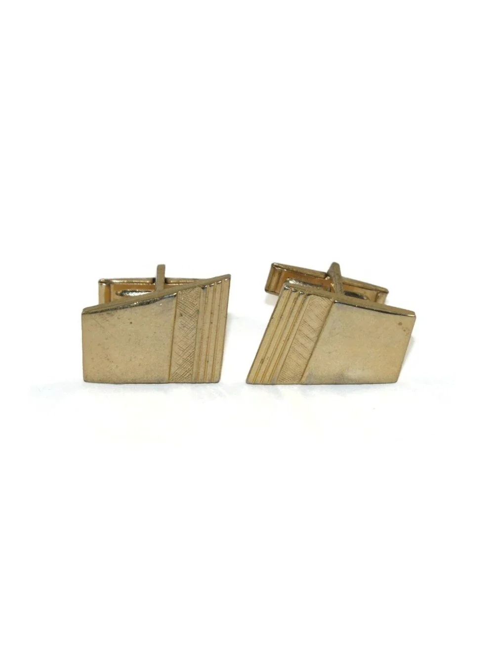Vintage Gold Tone Cuff Links.