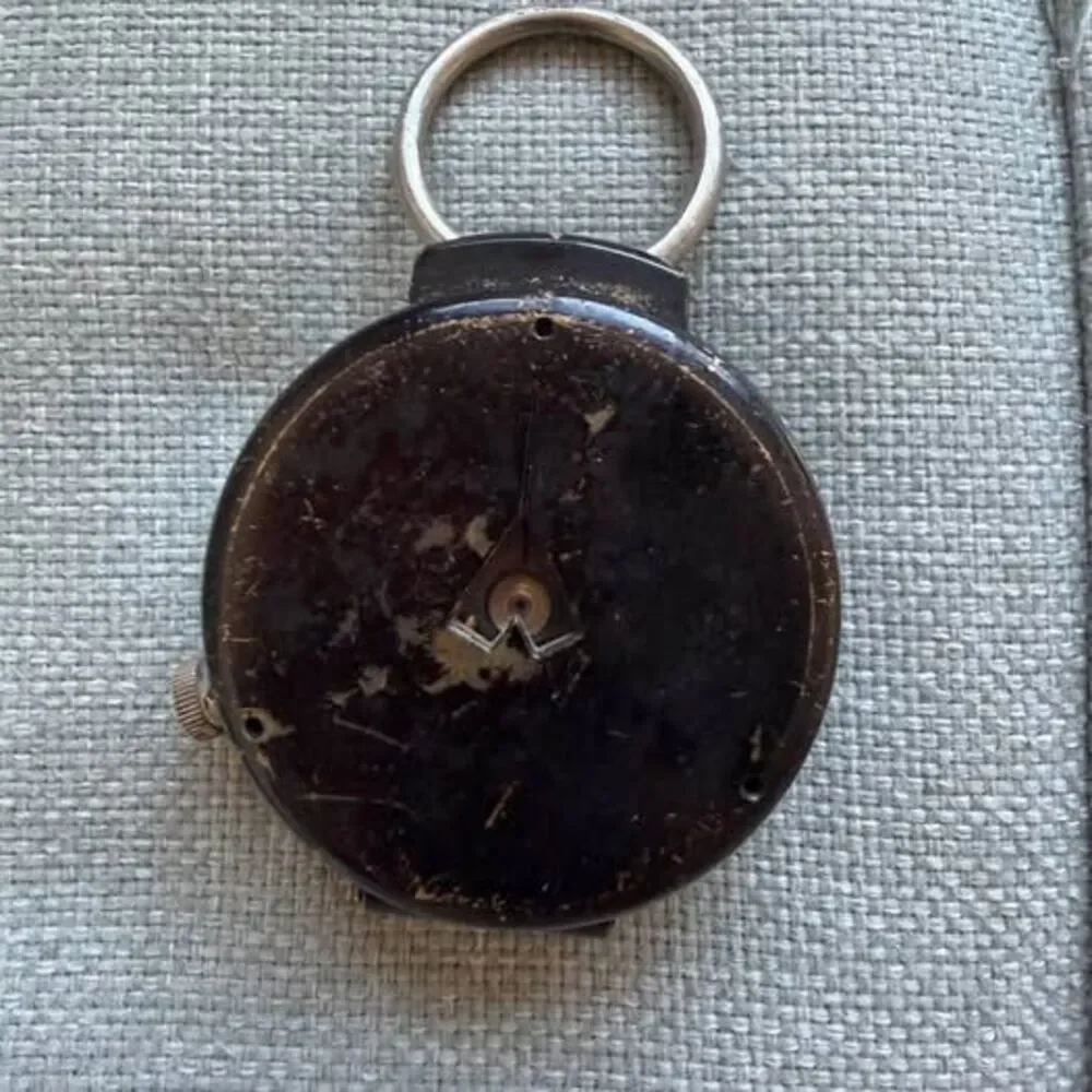 Vintage Japanese Lensatic / Prismatic Pocket Compass – Black Metal Casing
