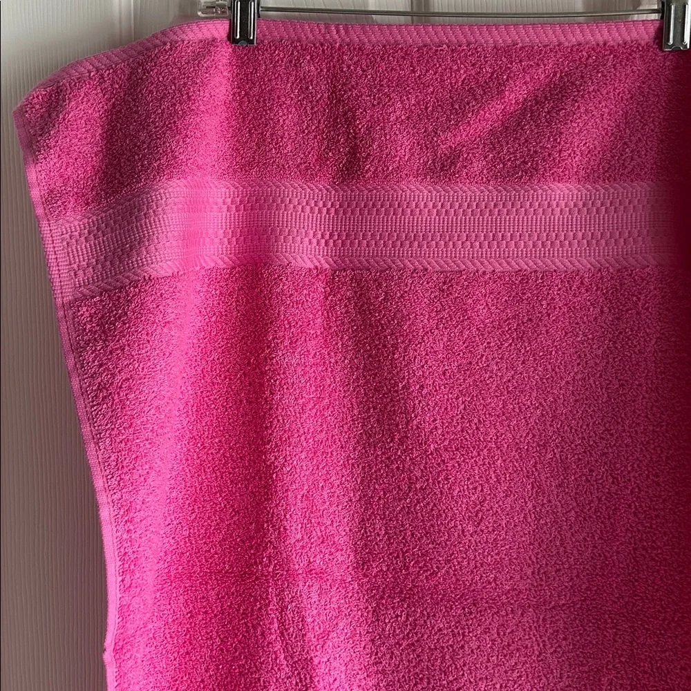 N/A bright pink