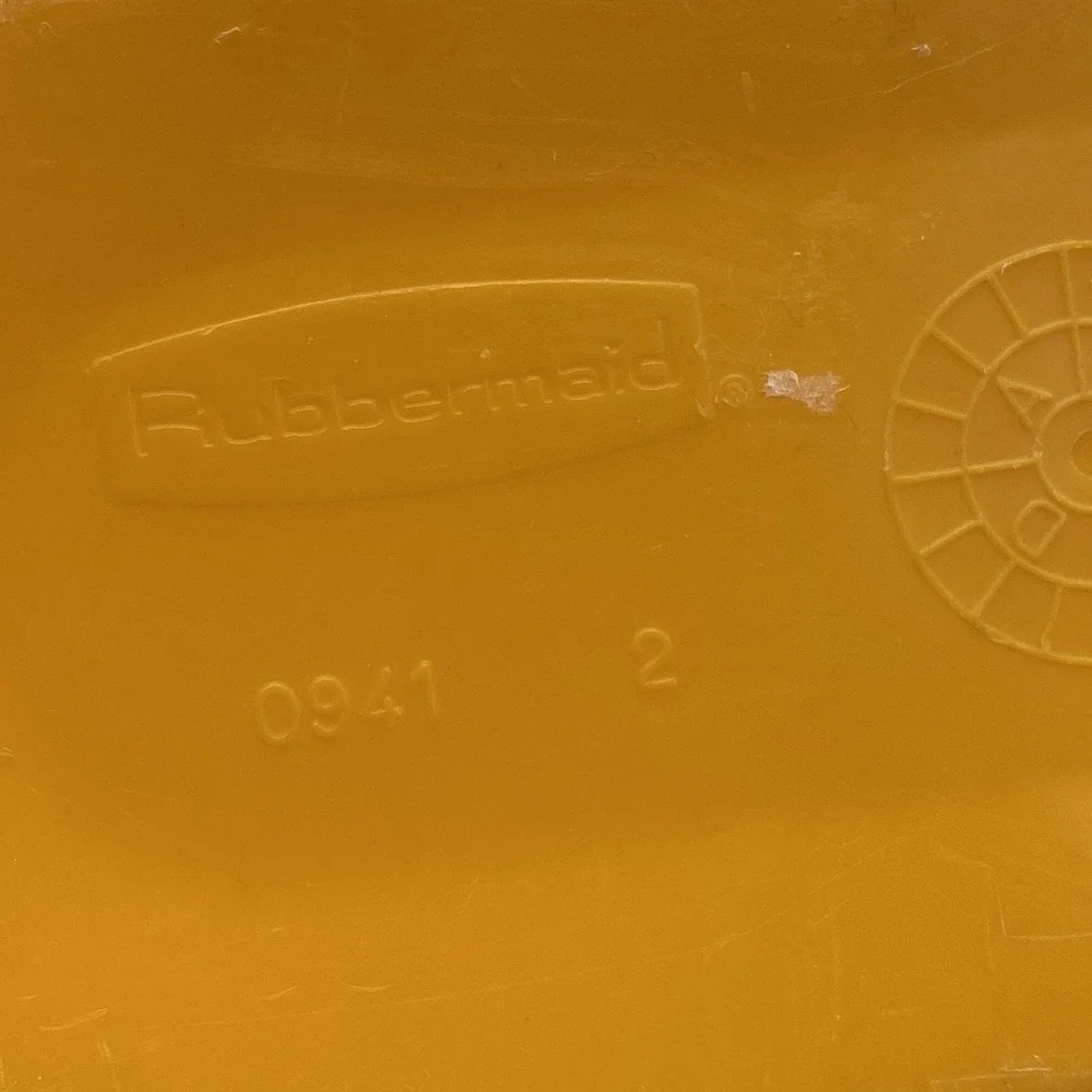 Rubbermaid vtg slim