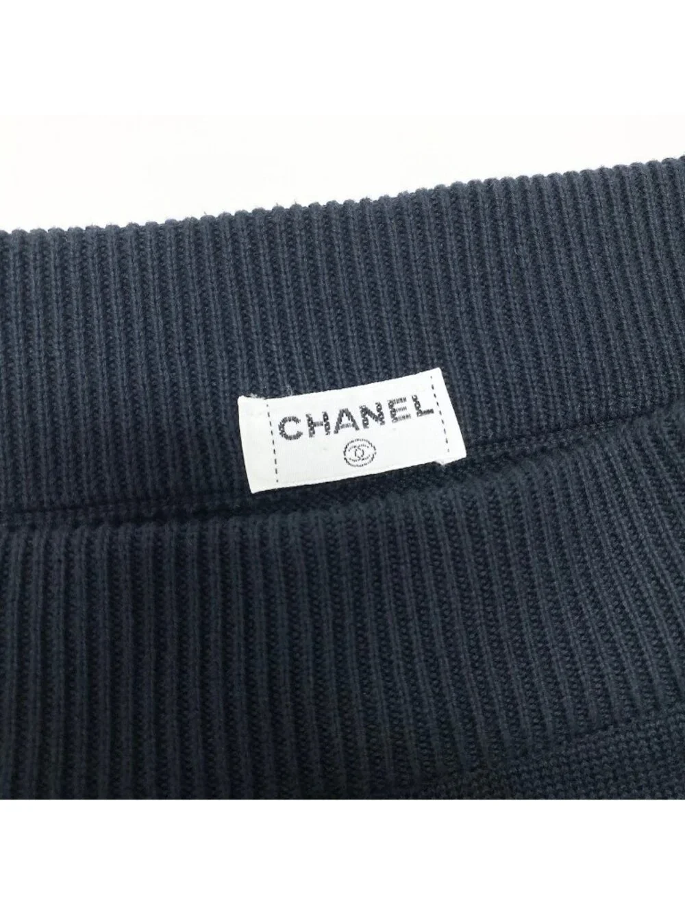 Chanel brand color