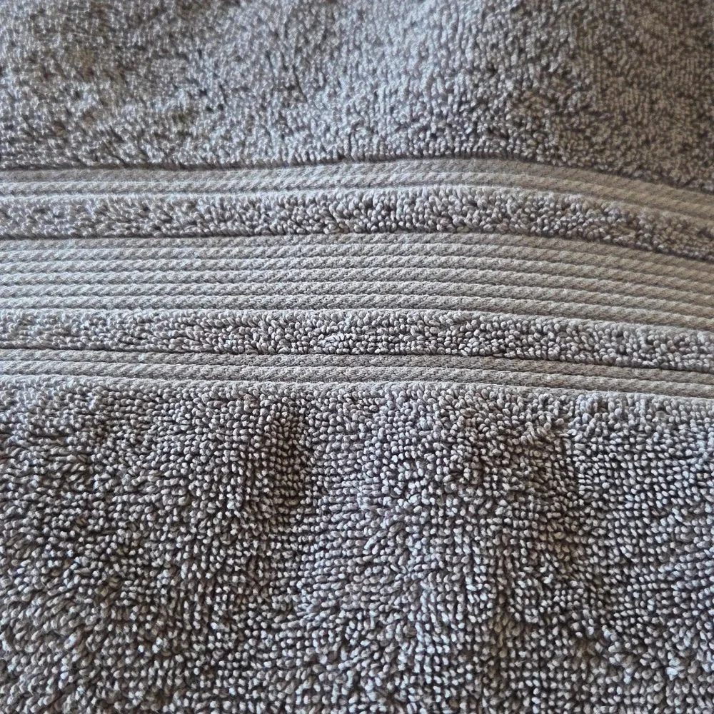 Charisma bath sheet