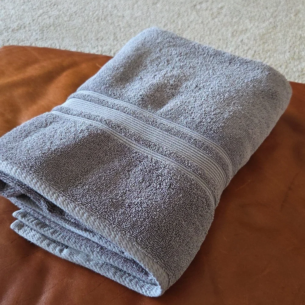 Charisma bath sheet