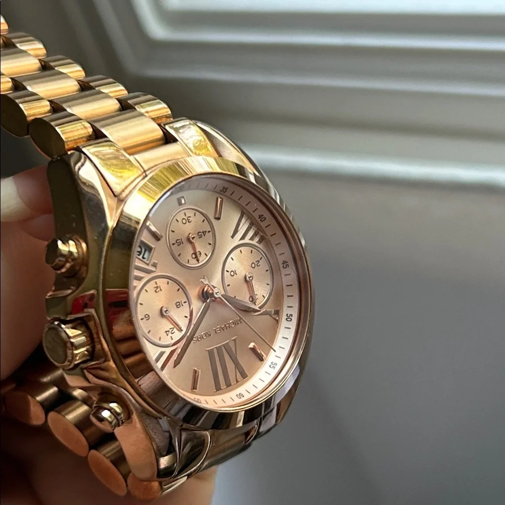 Michael Kors stylish michael