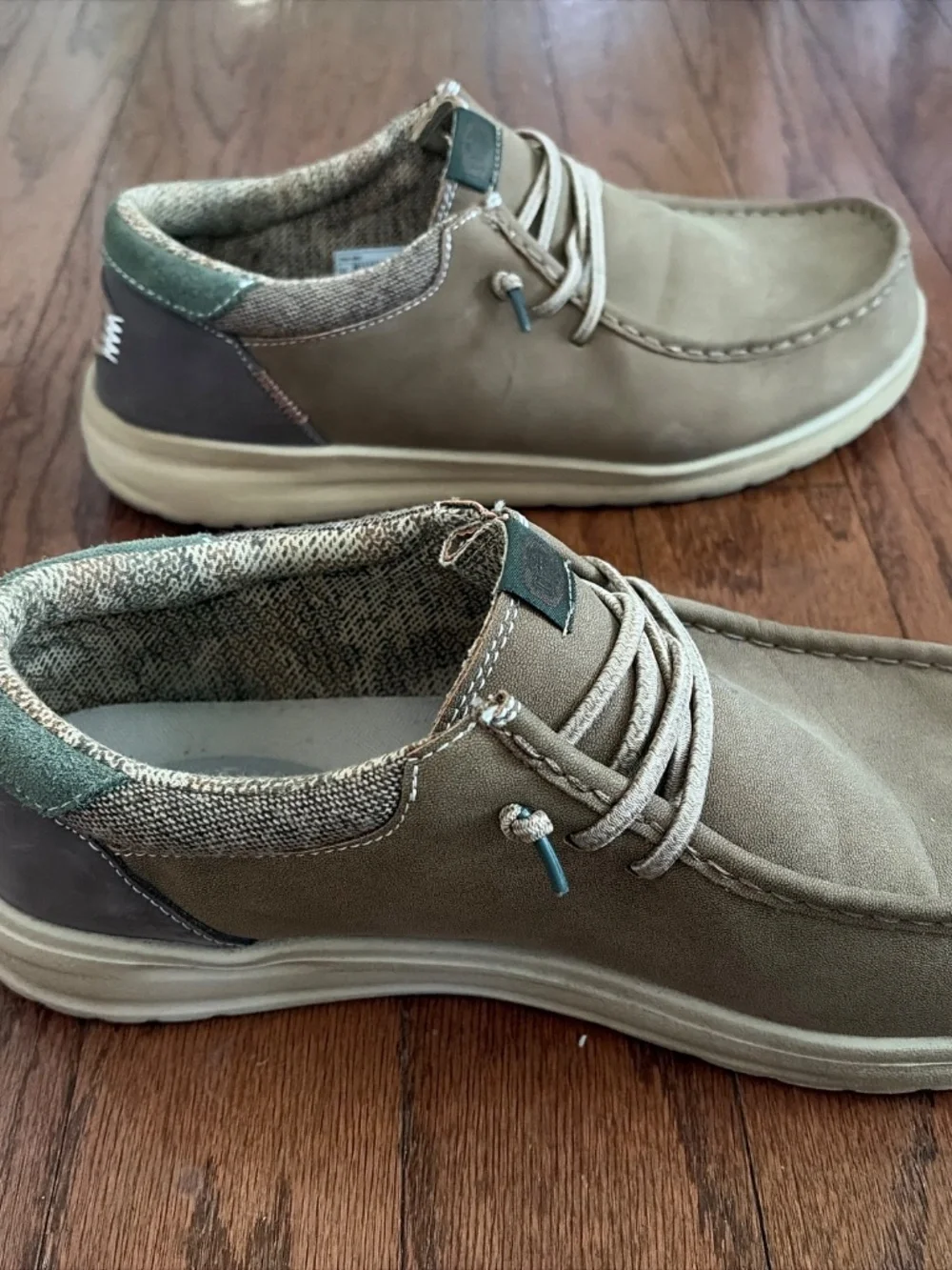 Hey Dude gently used