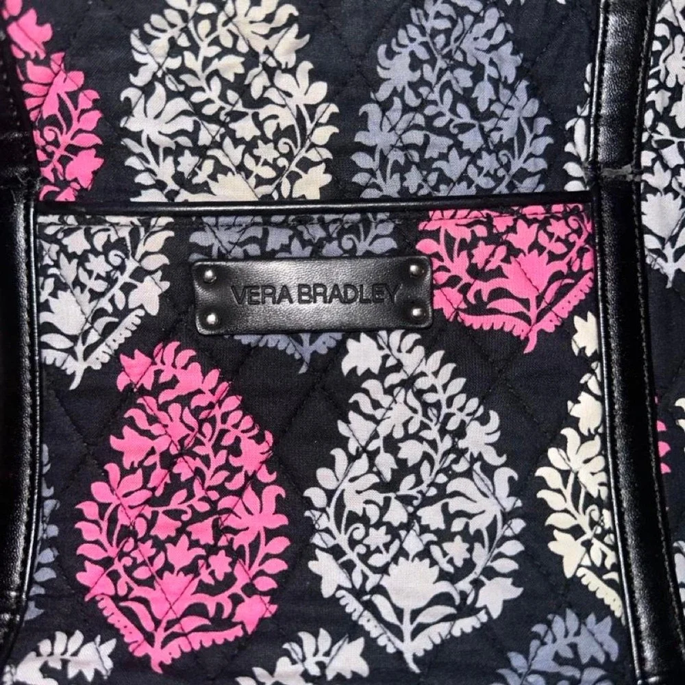 authentic Vera Bradley Trimmed Vera Tote.