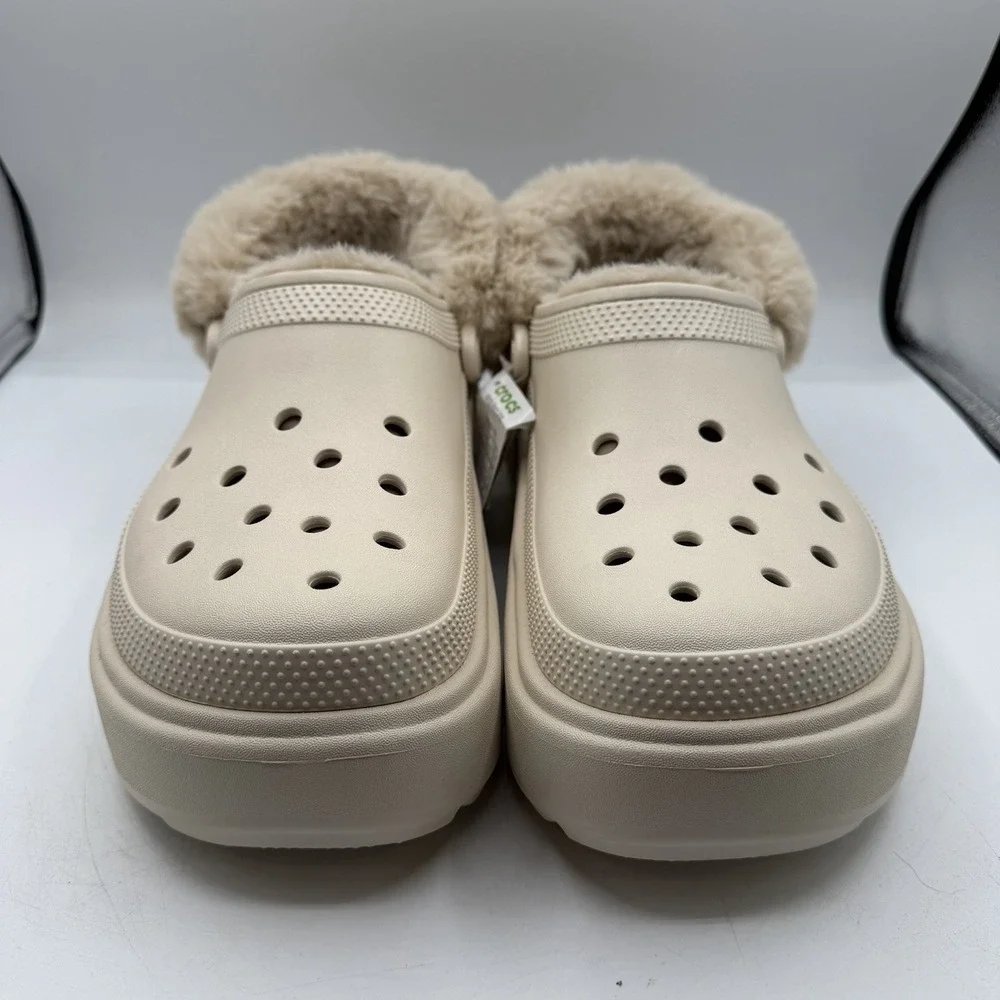 CROCS stomp lined