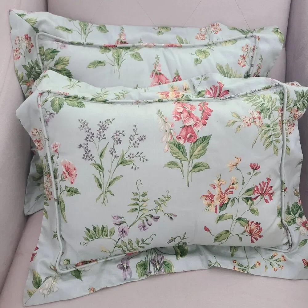 Pair (2) Peacock Alley Floral Pillows 20