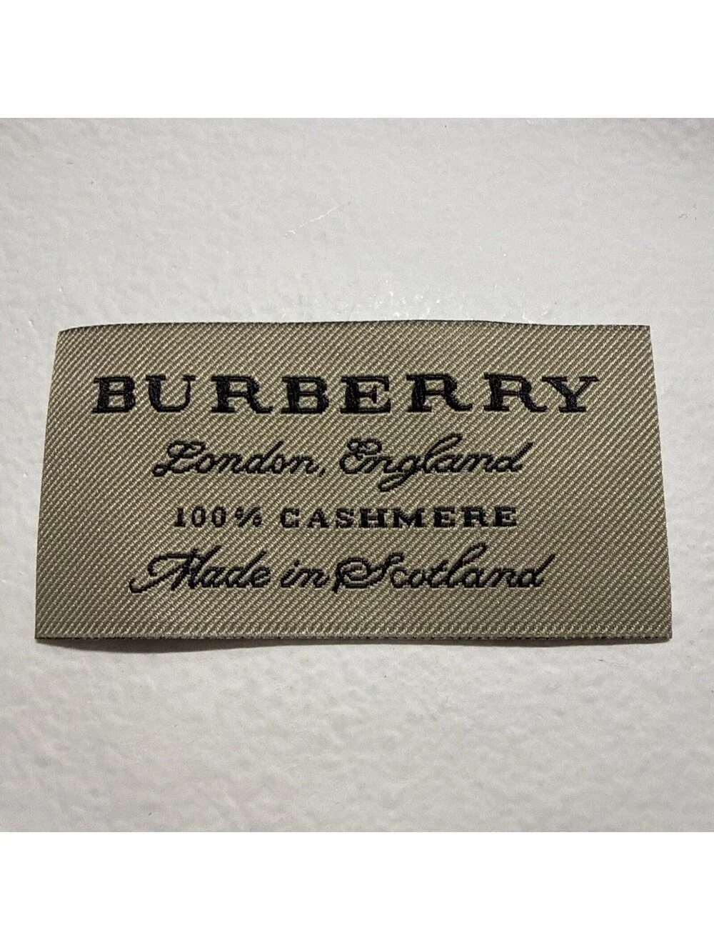 BURBERRY 1 Designer Tag LABEL Replacement Sewing Accessories 6 x 3cm