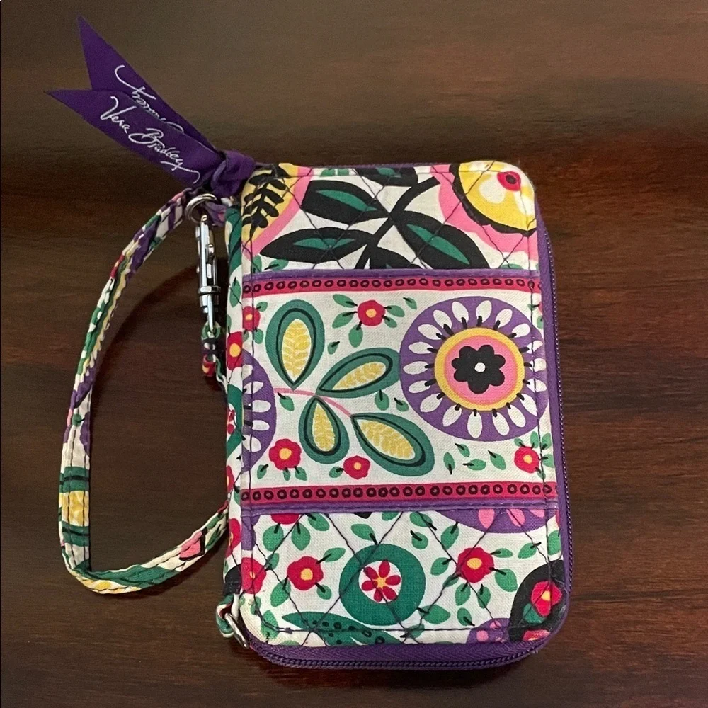 Vera Bradley add splash