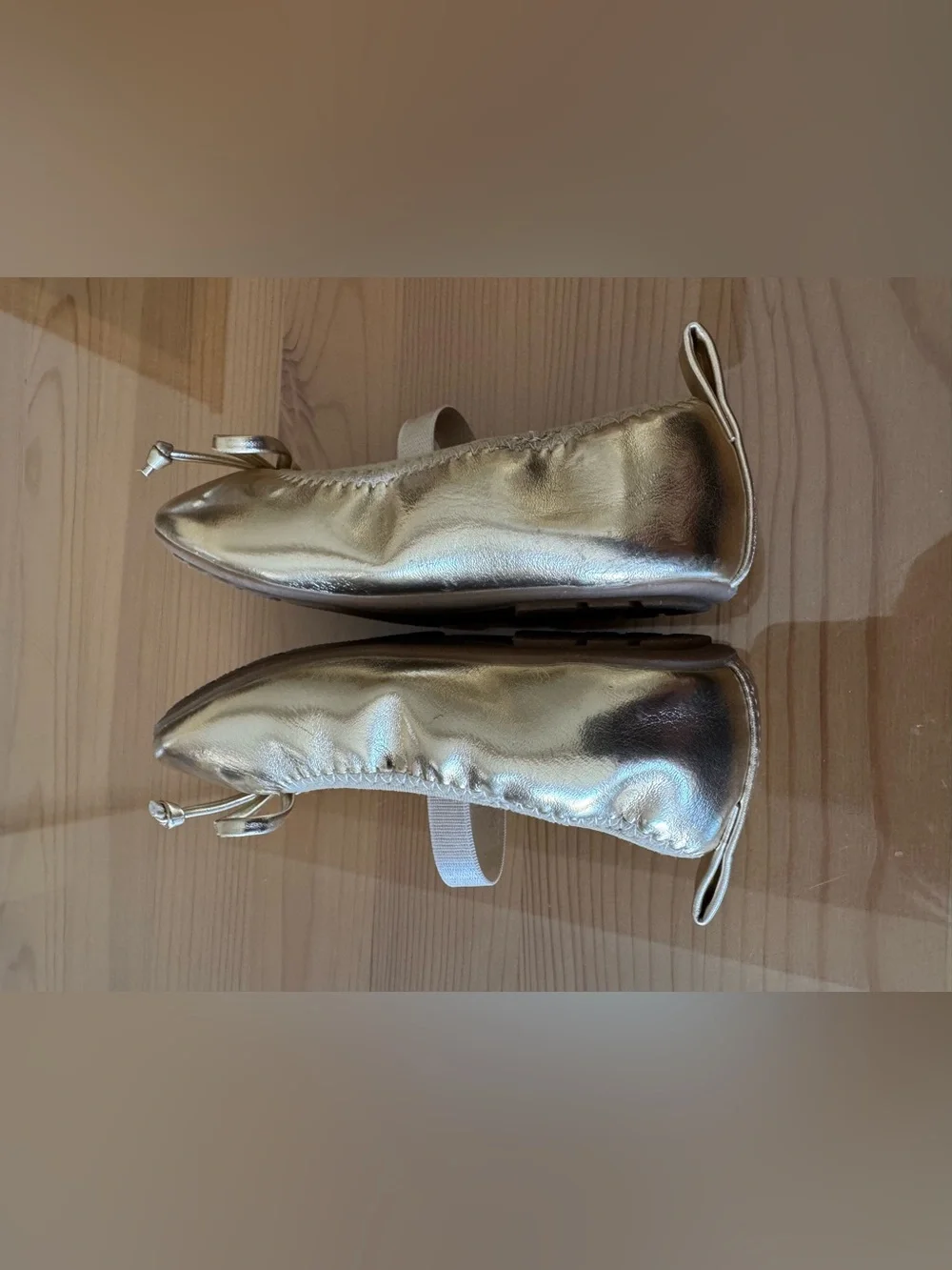 Dream Pairs Toddler Metallic Gold Ballet Flats with Bow, size 6
