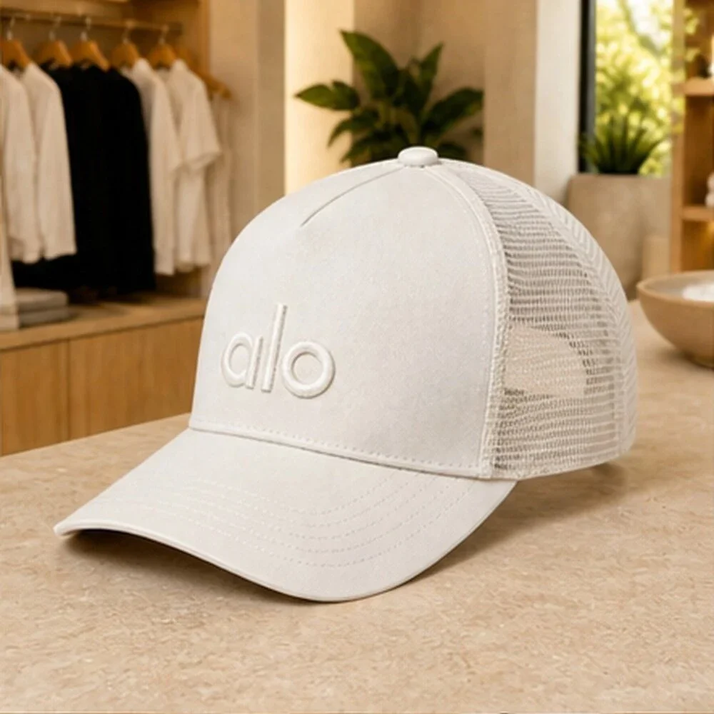 ALO Yoga complete casual