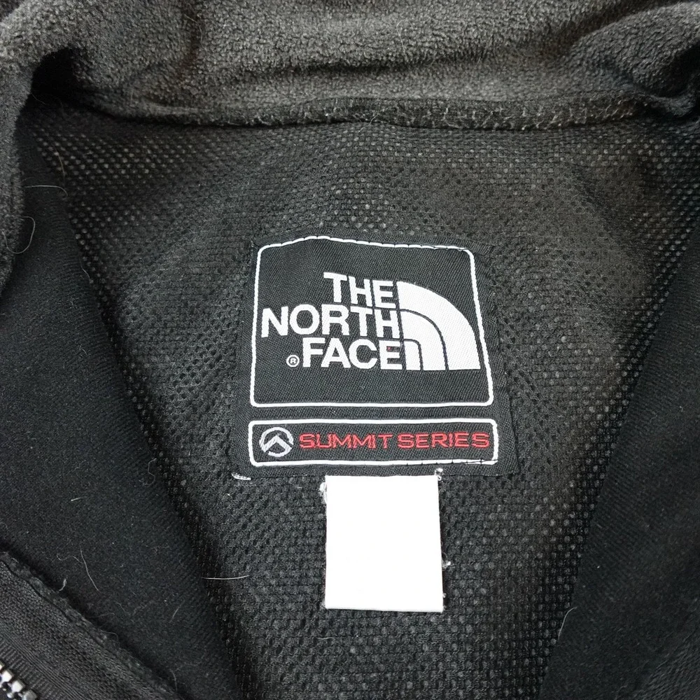 The North Face tags gray