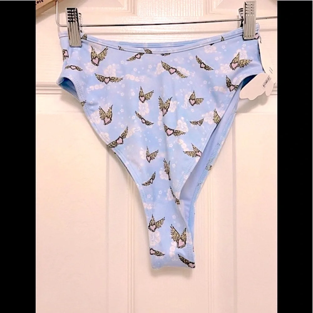 Frankies Bikinis brand new