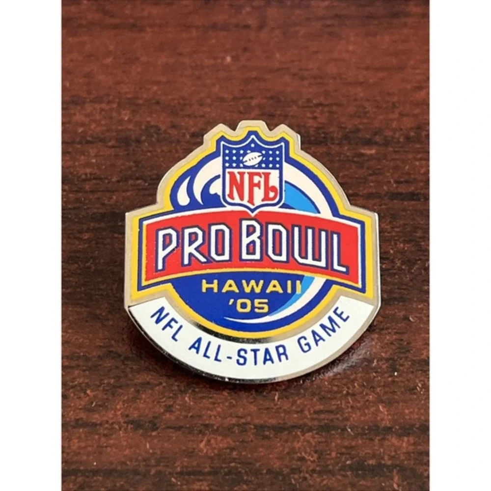 2005 NFL Football Pro Bowl Hawaii All-Star Game Lapel Hat‎ Pin
