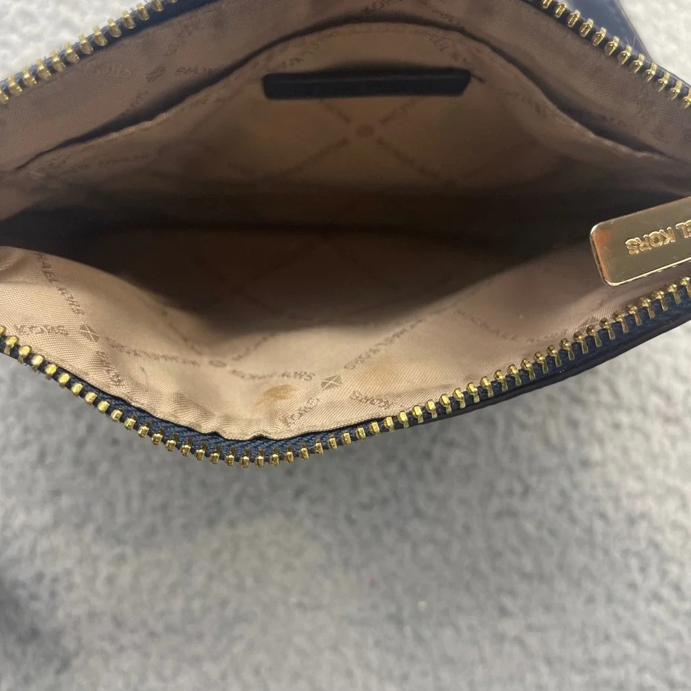 Michael Kors top lining compact