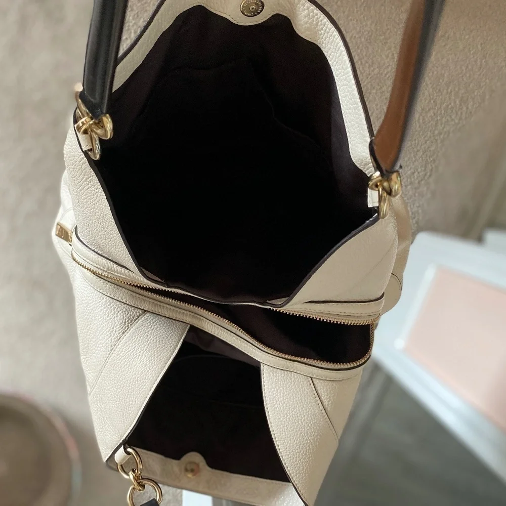 Coach this bag