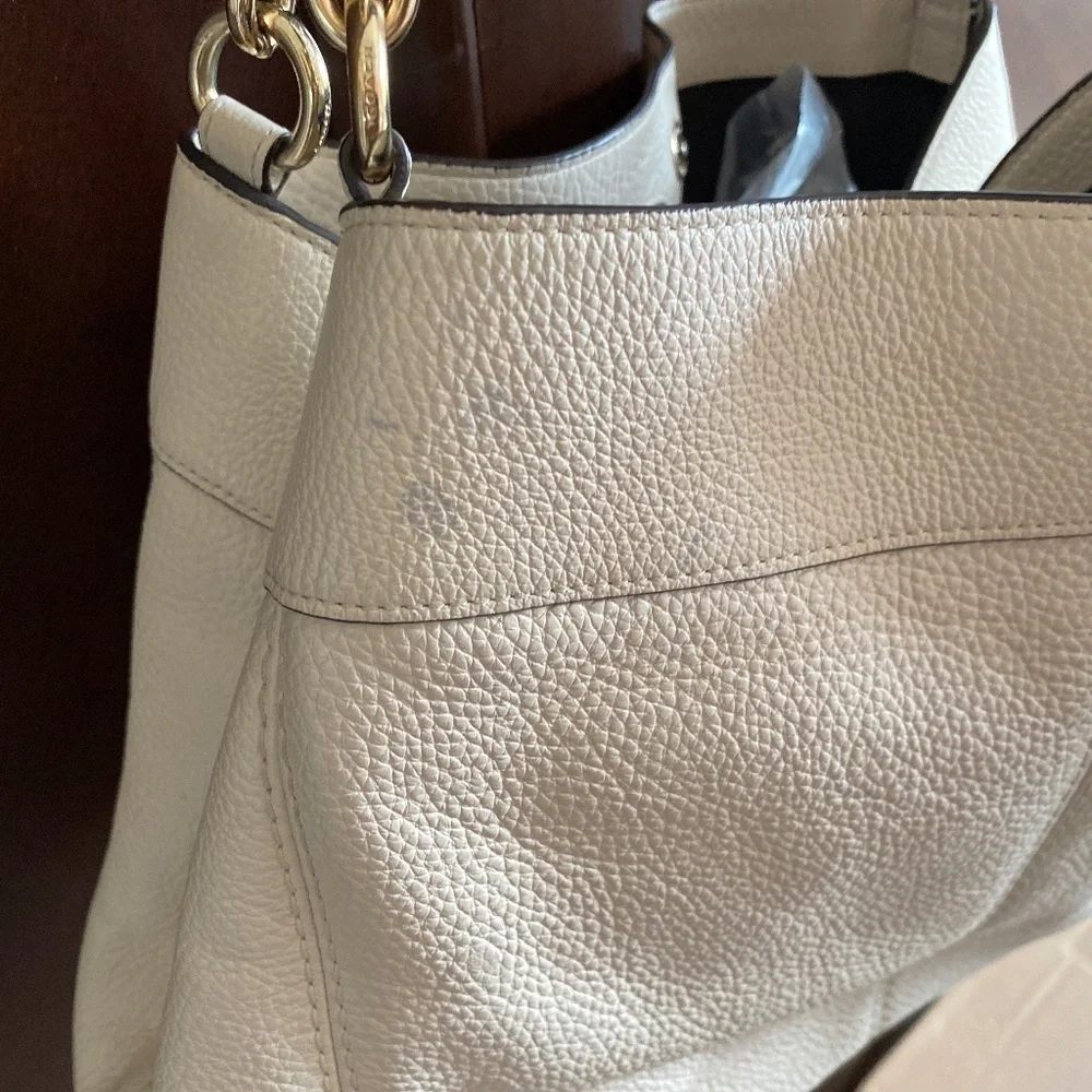 Coach this bag