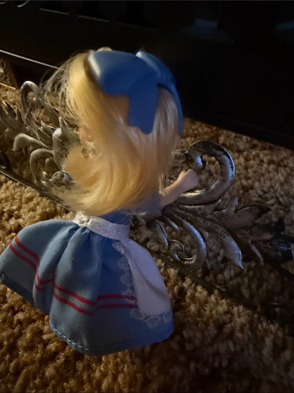no brand blonde doll matching
