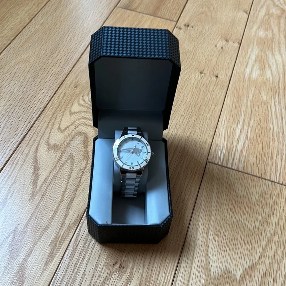 NFL patriots watch