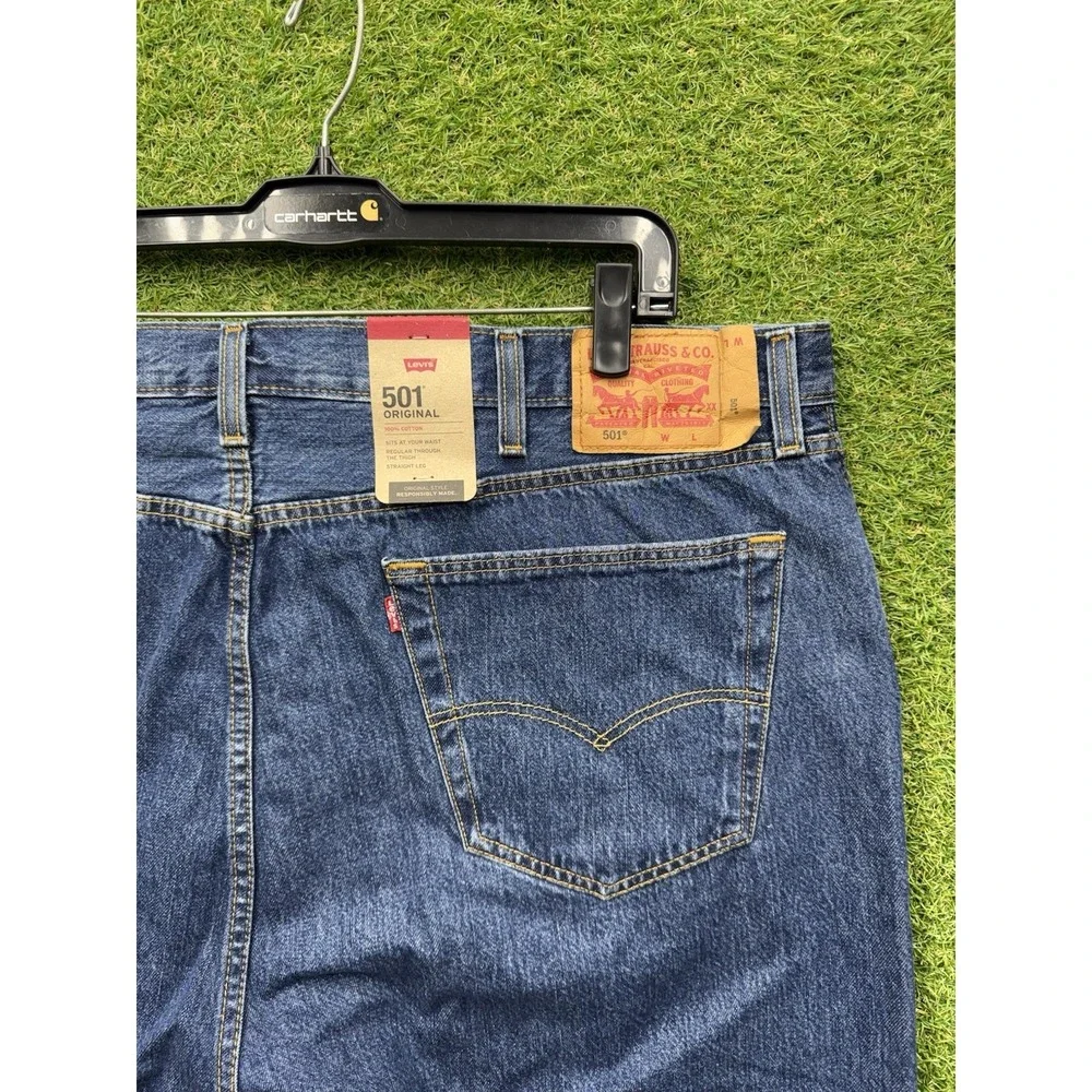 Levis shop confidence