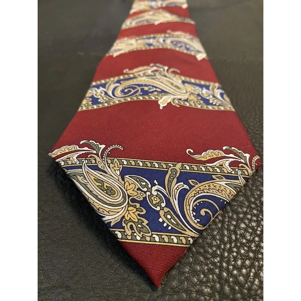 Stafford questions worn geometric