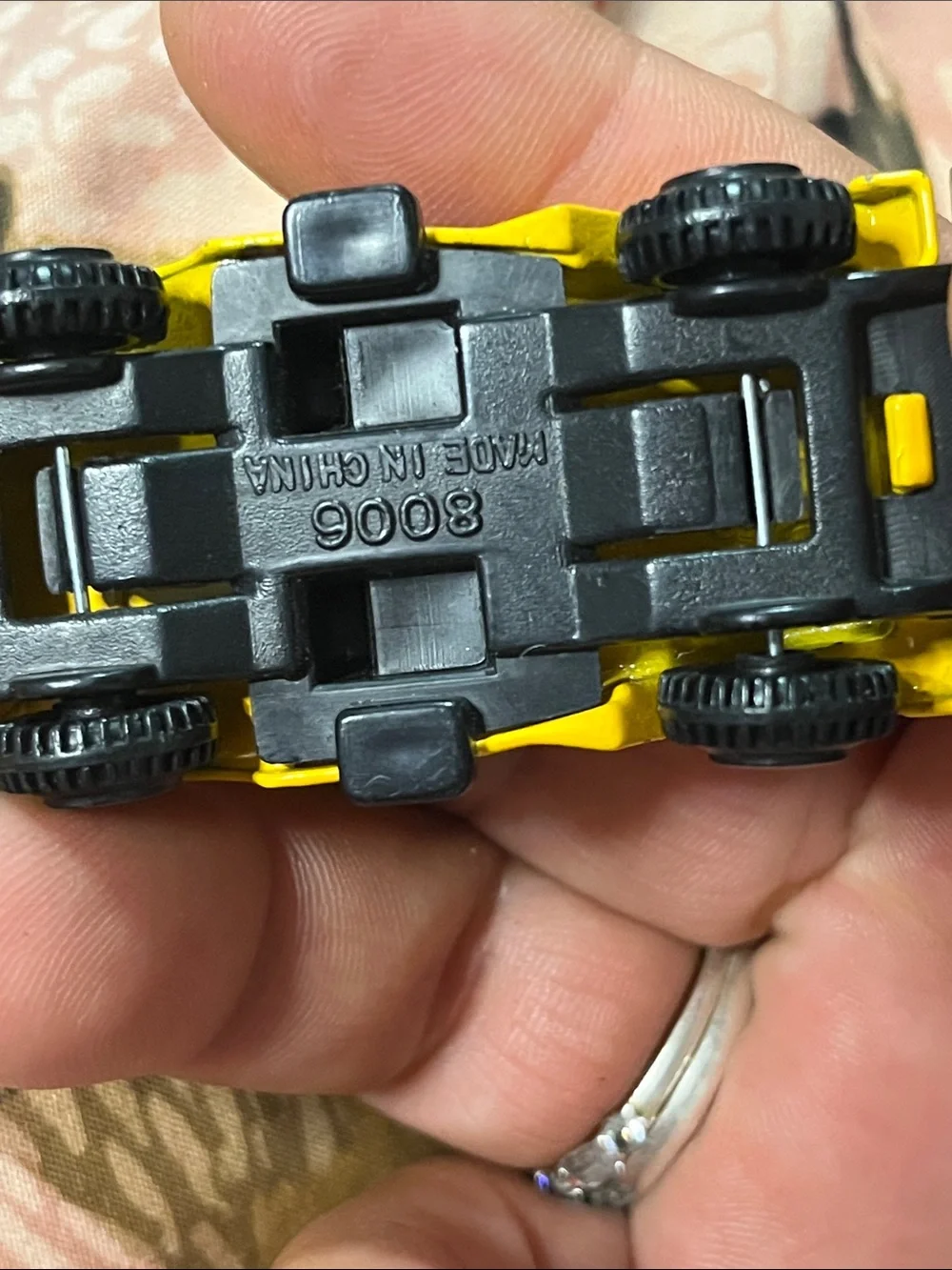 Construcción corporation wheels play