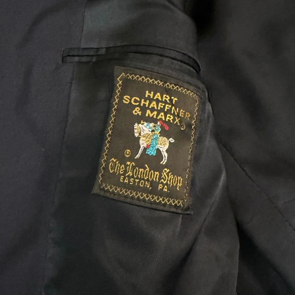 Hart Schaffner Marx hart schaffner