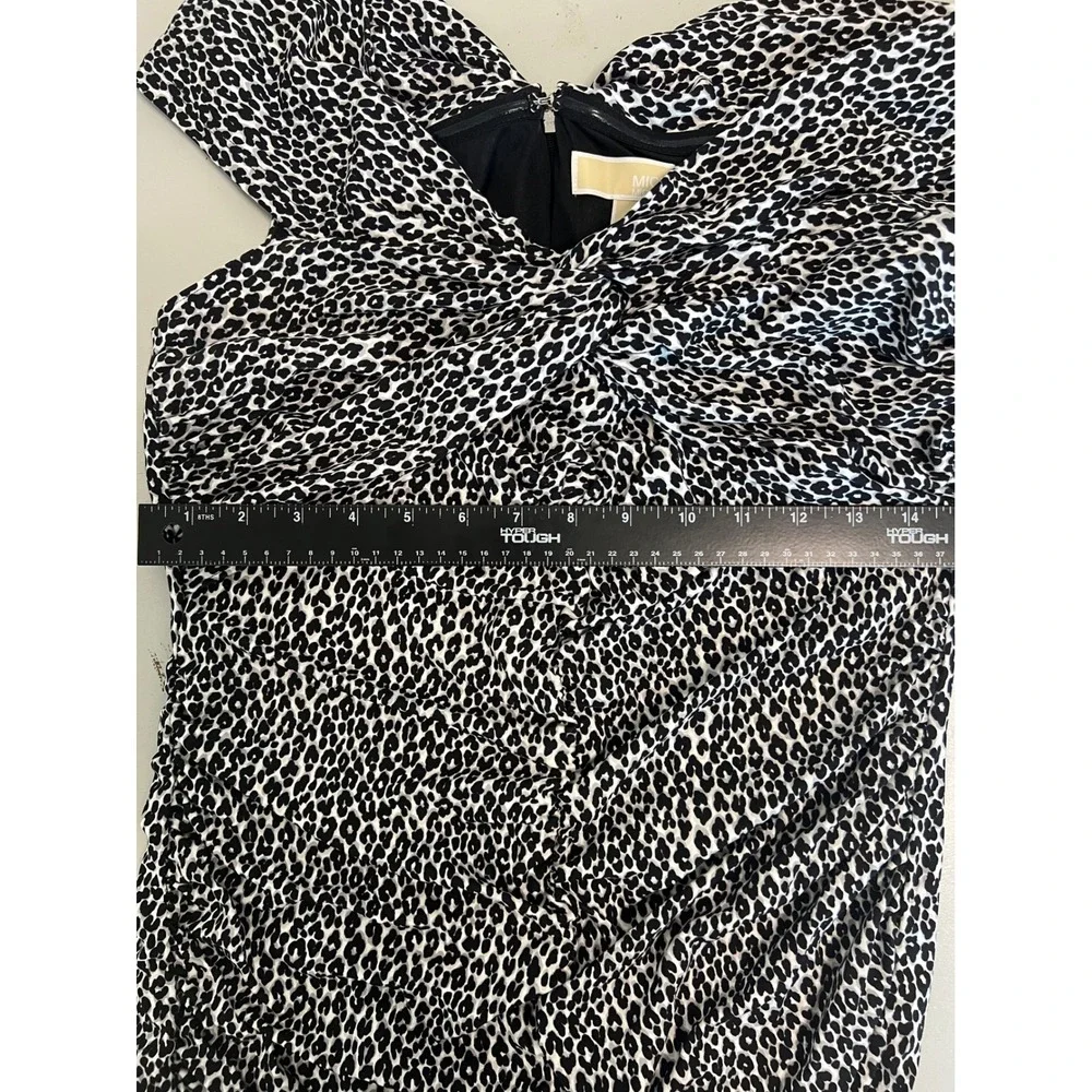 Michael Kors approximately measurements