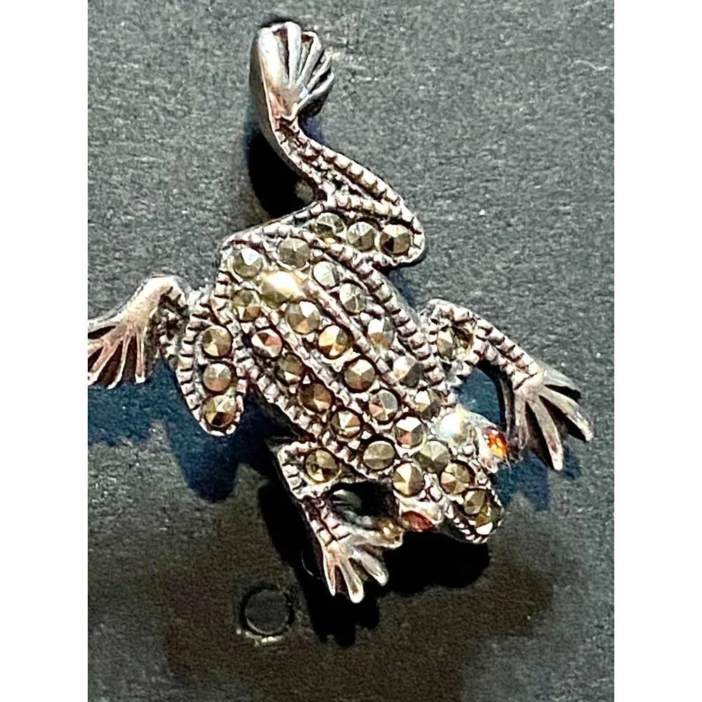 N/A style animal