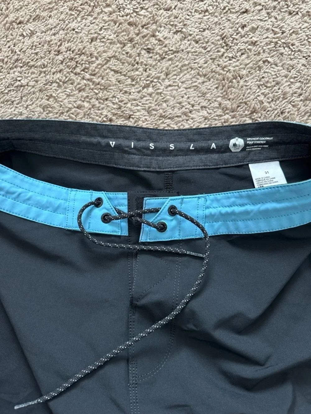 VISSLA like new