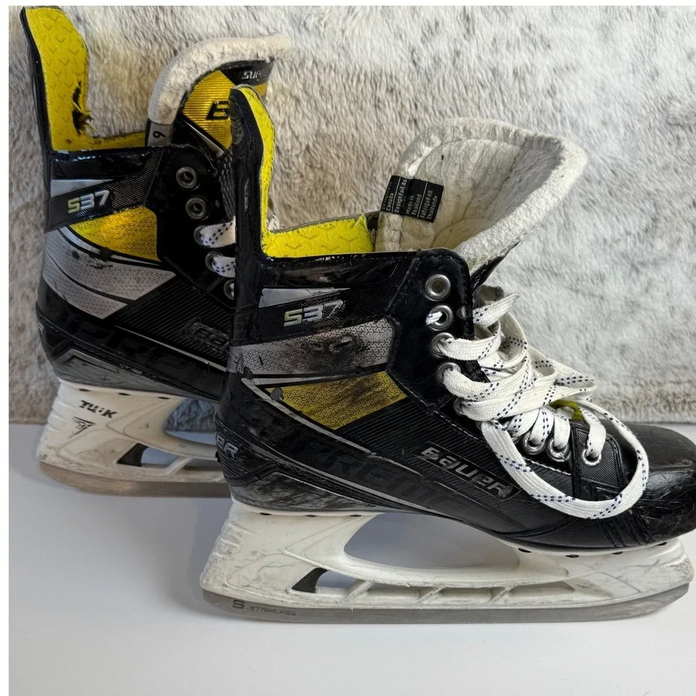 Bauer supreme s53