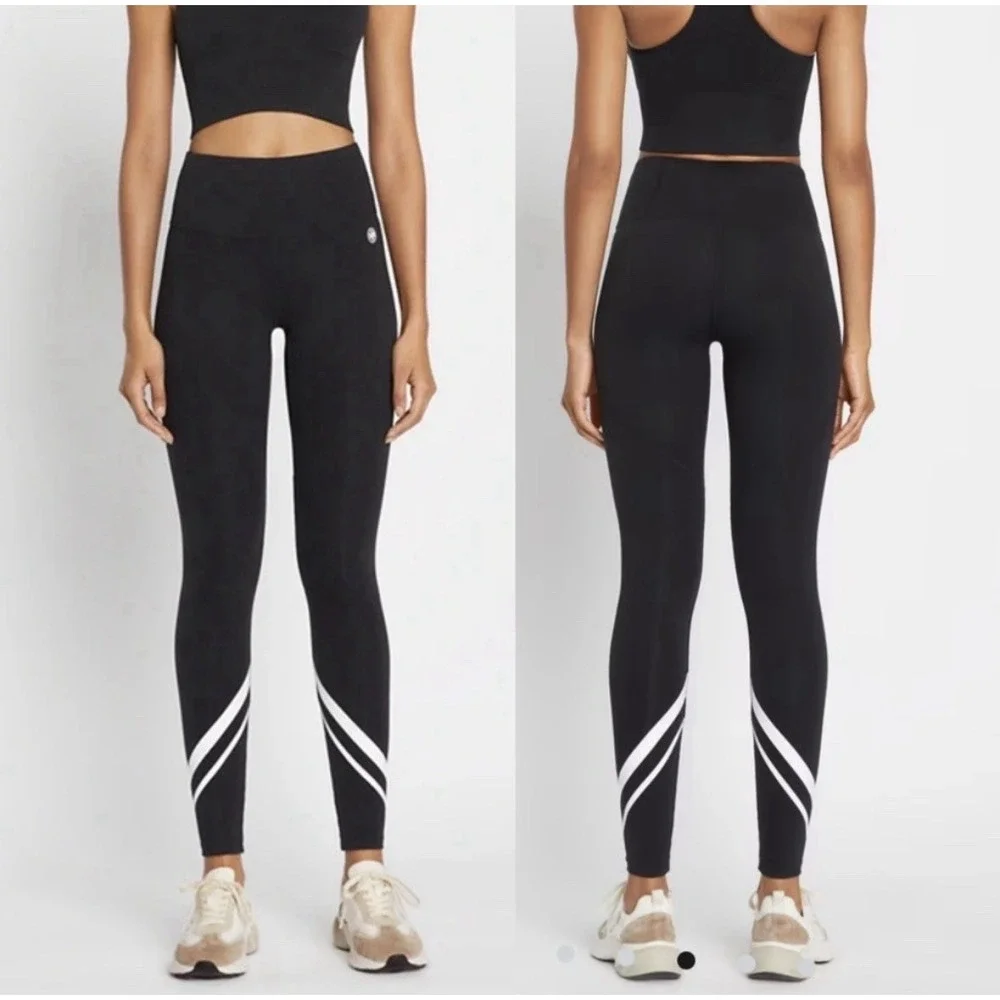 Tory Burch Sport Weightless Chevron Leggings Black‎ Womens Size M Key Pocket