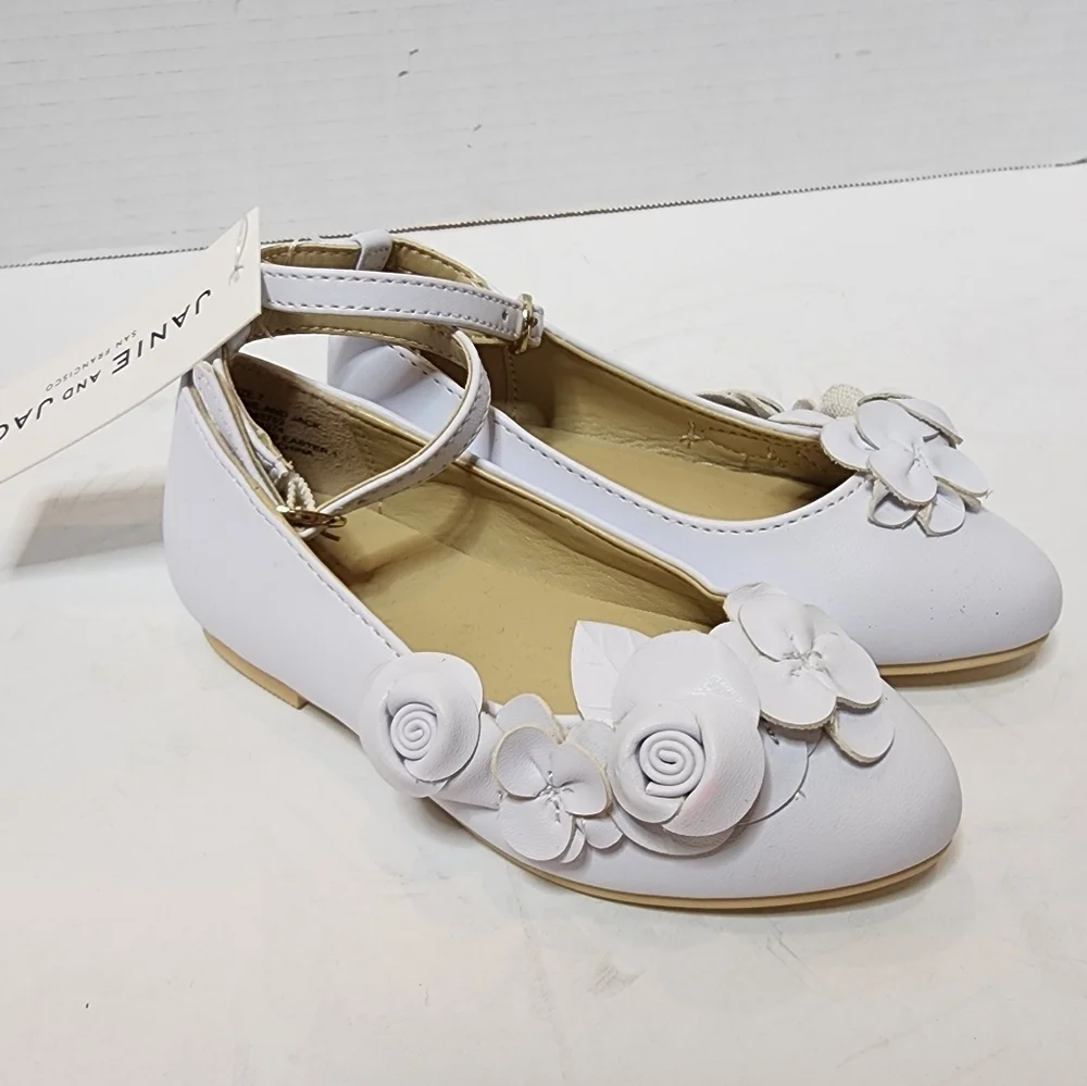 NWT Janie and Jack White 3D Flower Almond Toe Ballet Flats‎ Shoes Kids Size 7