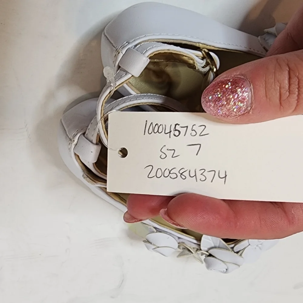 Janie and Jack 6520 flowers strap