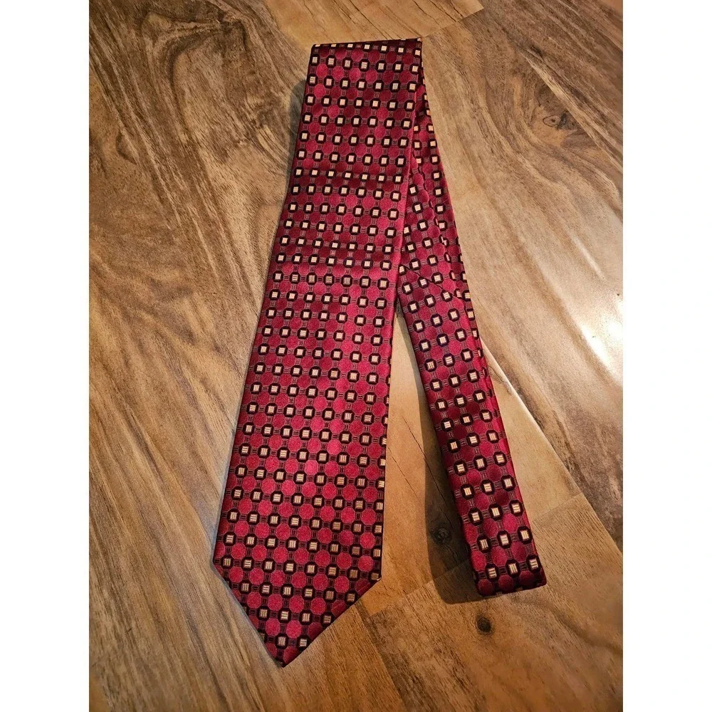 Burberry 100% silk