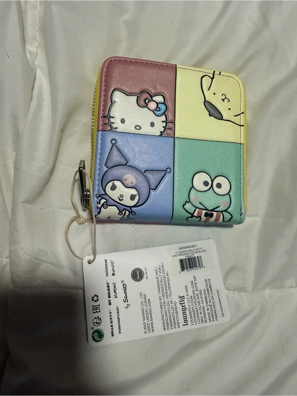 Loungefly zip wallet