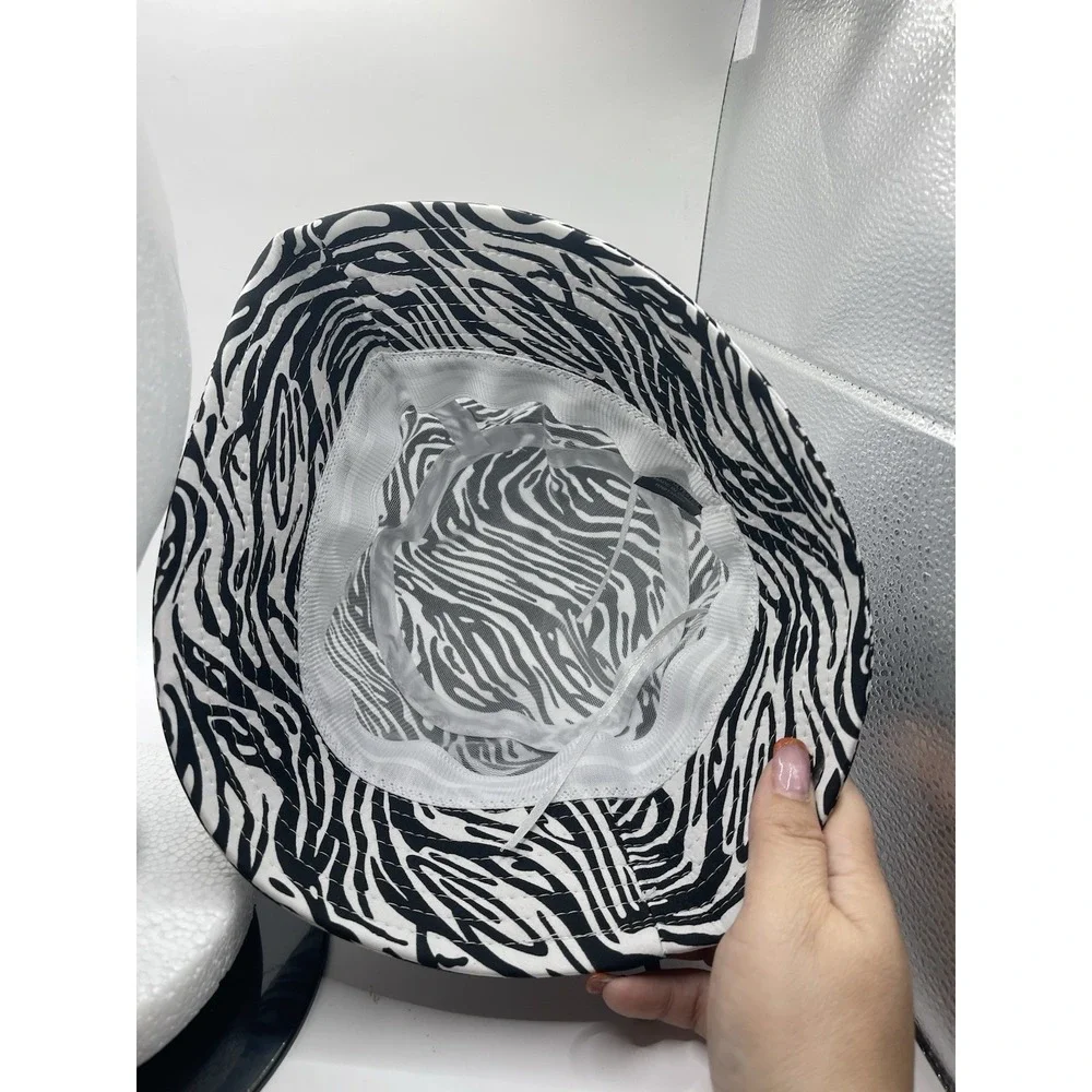 NWT Design Zebra‎ Print Bucket Hat Black White Sz S/M Safari H0171