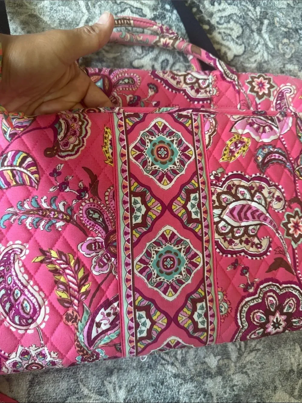 Vera Bradley measures 17”