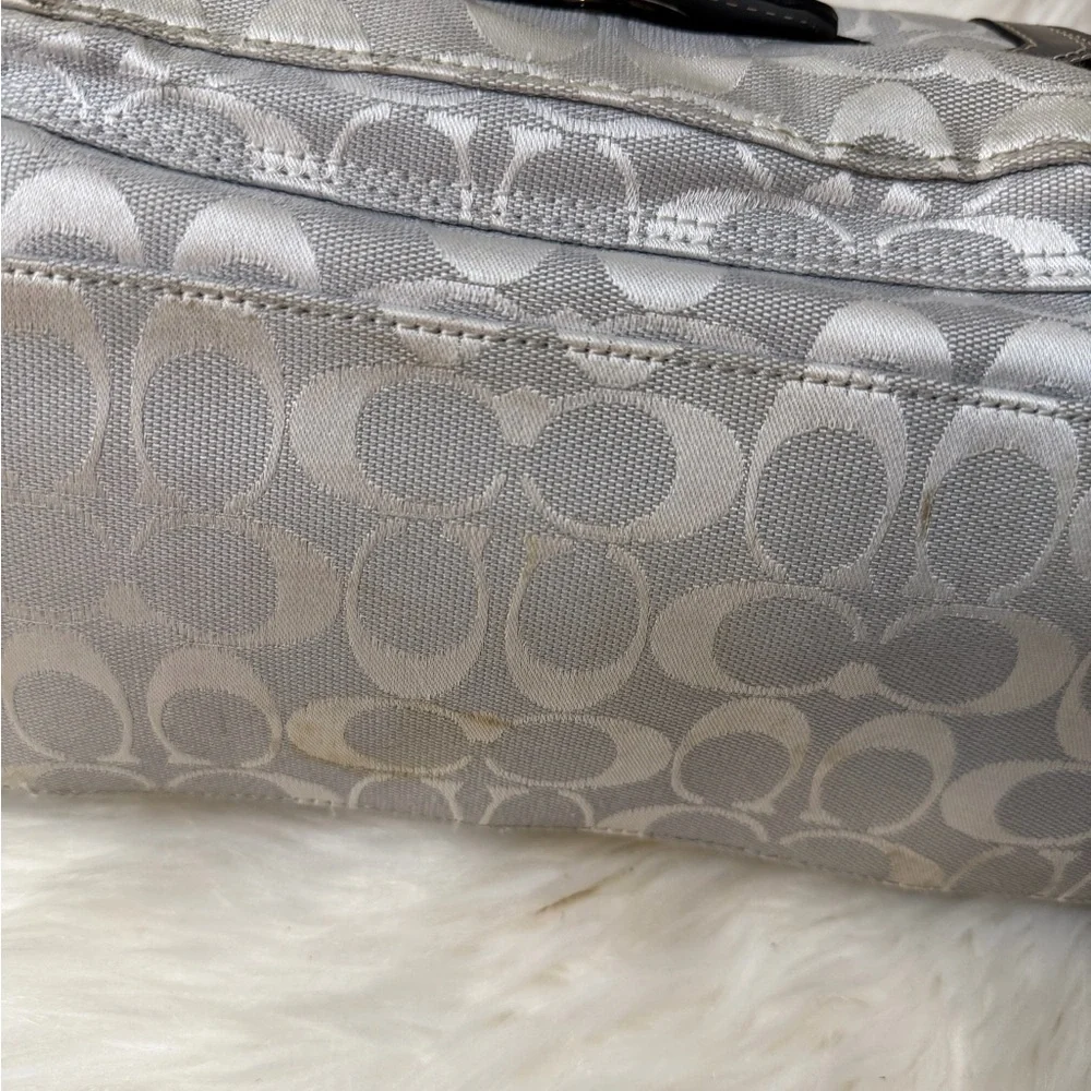 Coach chic shoulder