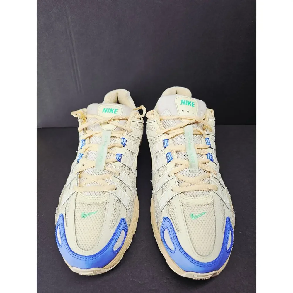 Nike little worn